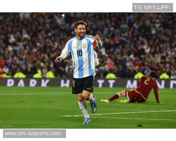 梅西梅开二度锁定胜局纳什维尔门将扑救失误致失球