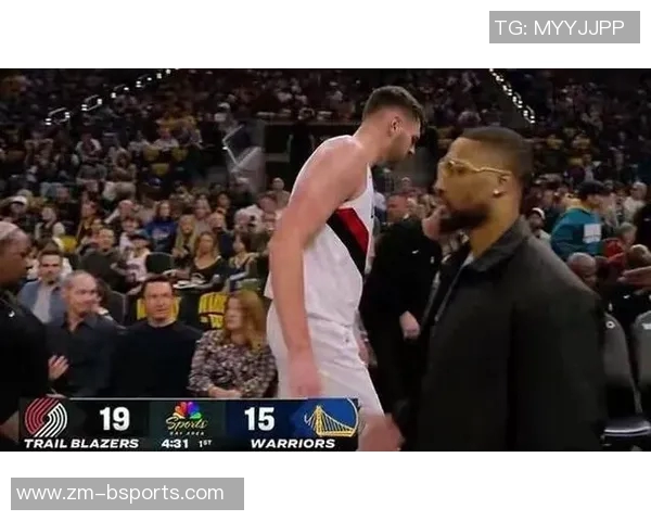 克林根在比赛中受伤手臂不适开拓者媒体人希望只是轻伤无大碍