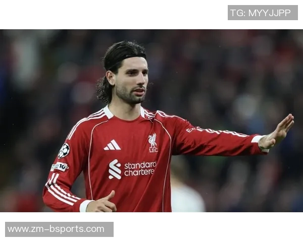 米体报道索博斯洛伊家庭背景是米兰球迷AC米兰曾接近签下他